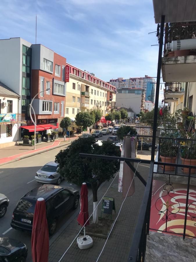 Griboedovi N.6 Apartment Batumi Ngoại thất bức ảnh